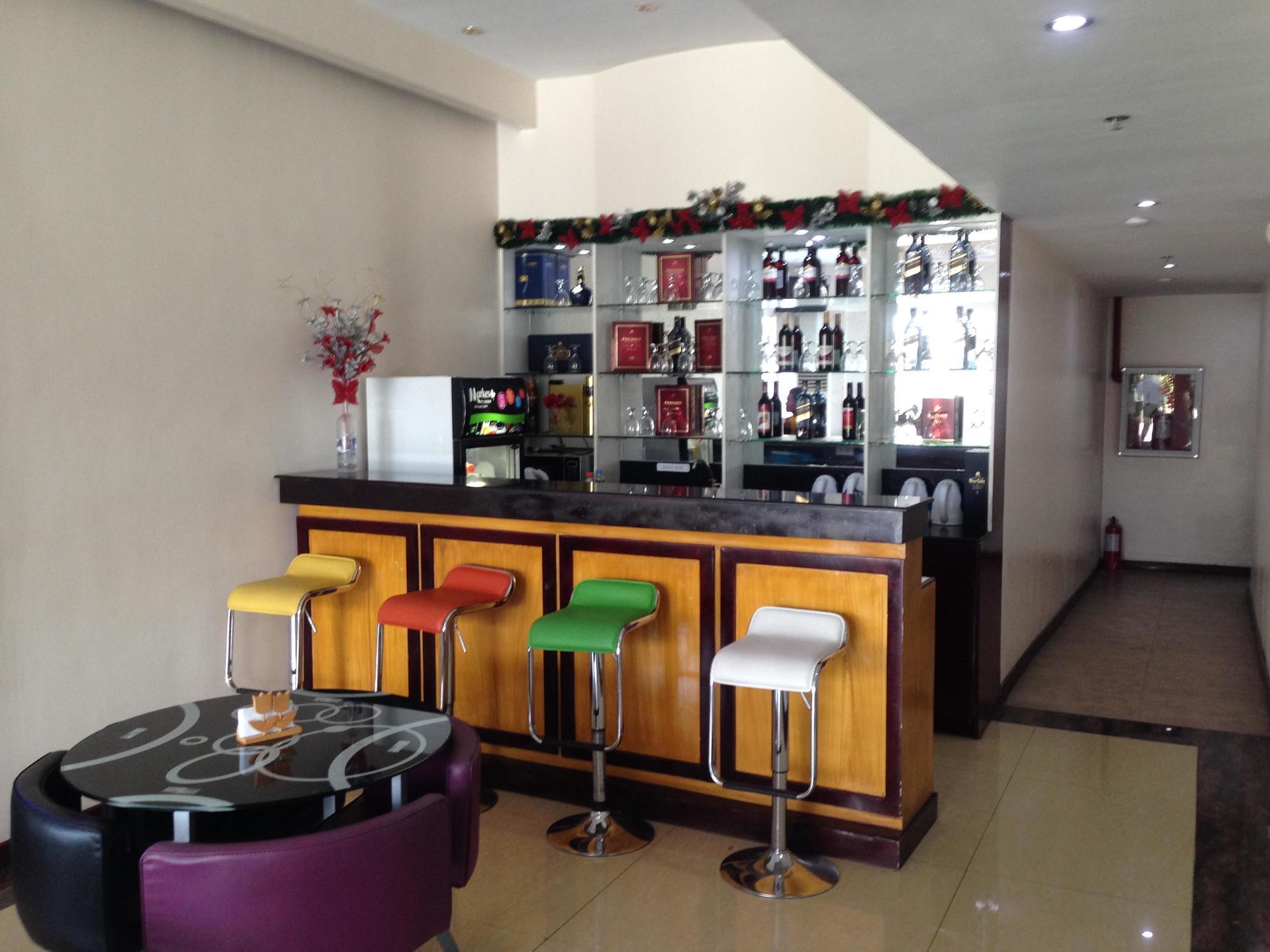 Cindy Kelly Hotel Olongapo Esterno foto