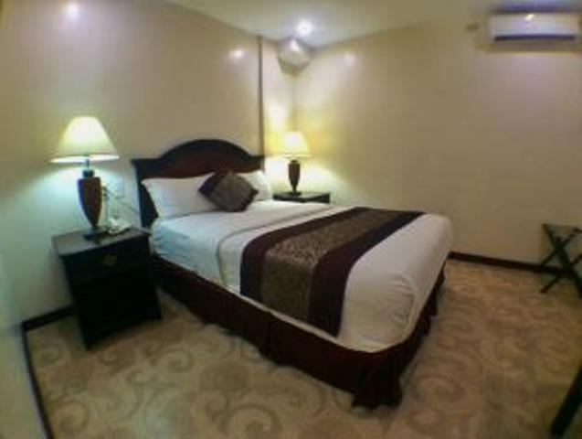 Cindy Kelly Hotel Olongapo Esterno foto